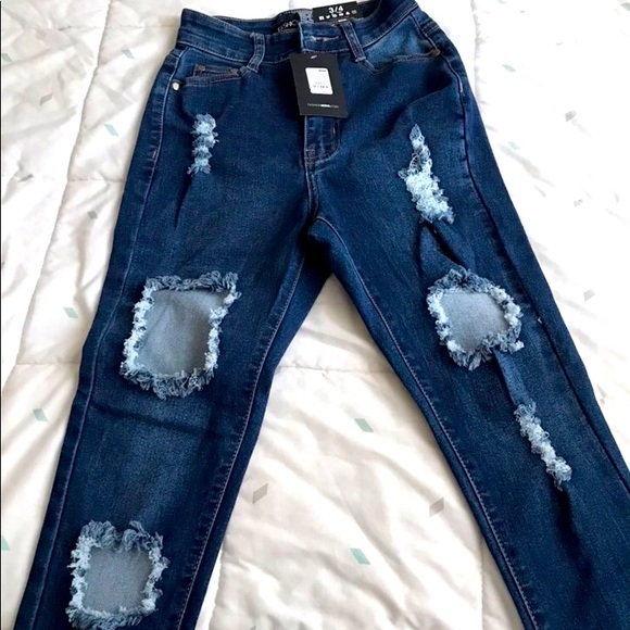 Jeans - Picture 1 of 2